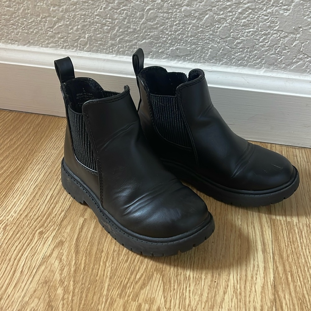 Black Boots